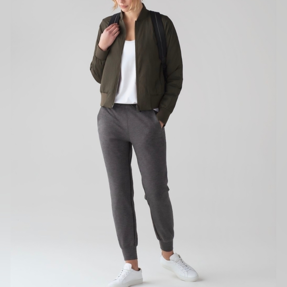 Lululemon On Track Jogger Pants Dark Heathered Gray Size 4